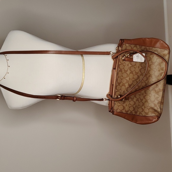 Coach Signature Christie Carryall - Picture 16 of 16